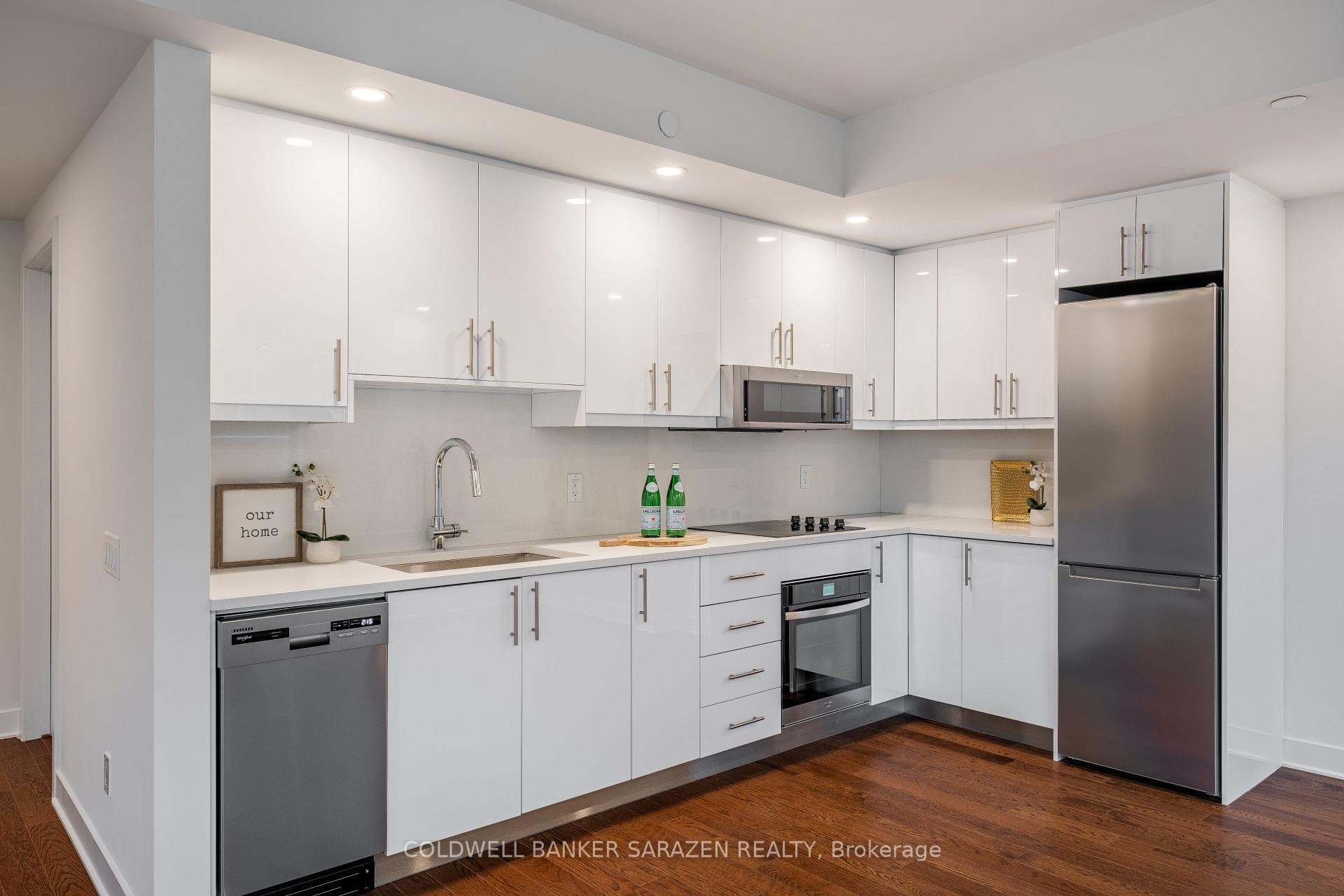180 George Street Unit 1101 photo 13