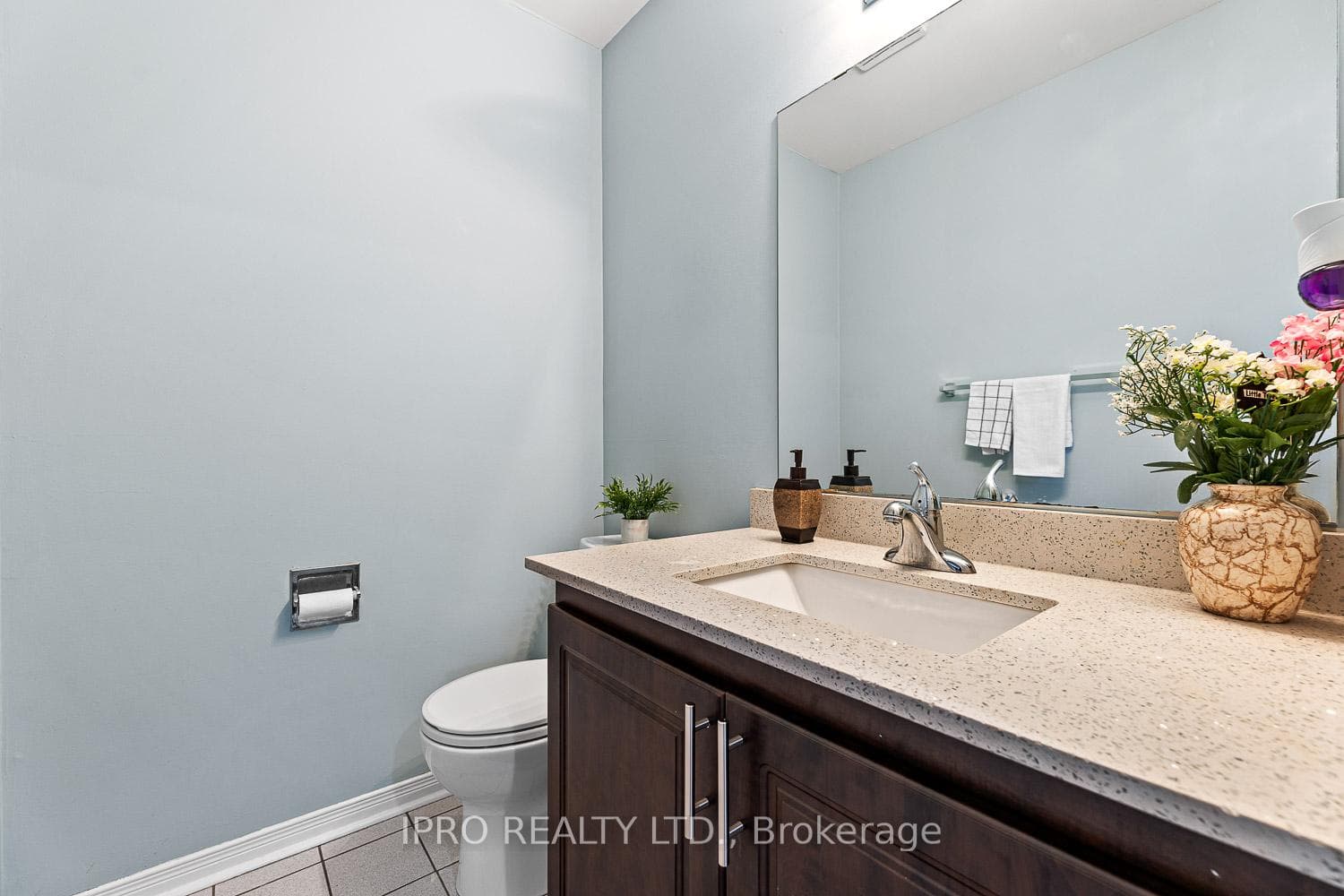 127 Meadowlark Drive photo 6