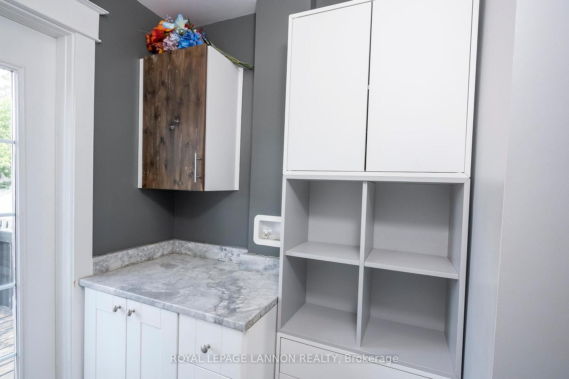 139 Selkirk Street photo 23