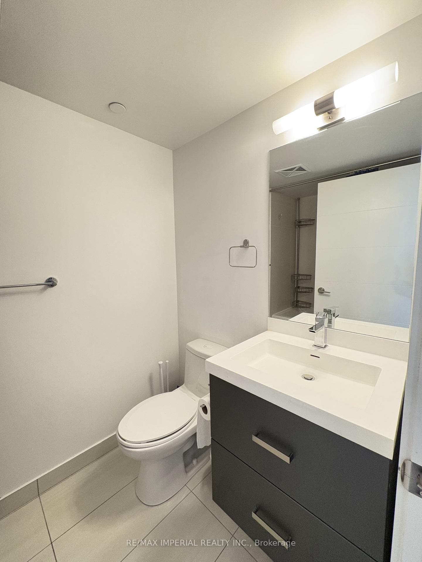 50 Wellesley Street Unit 309 photo 6