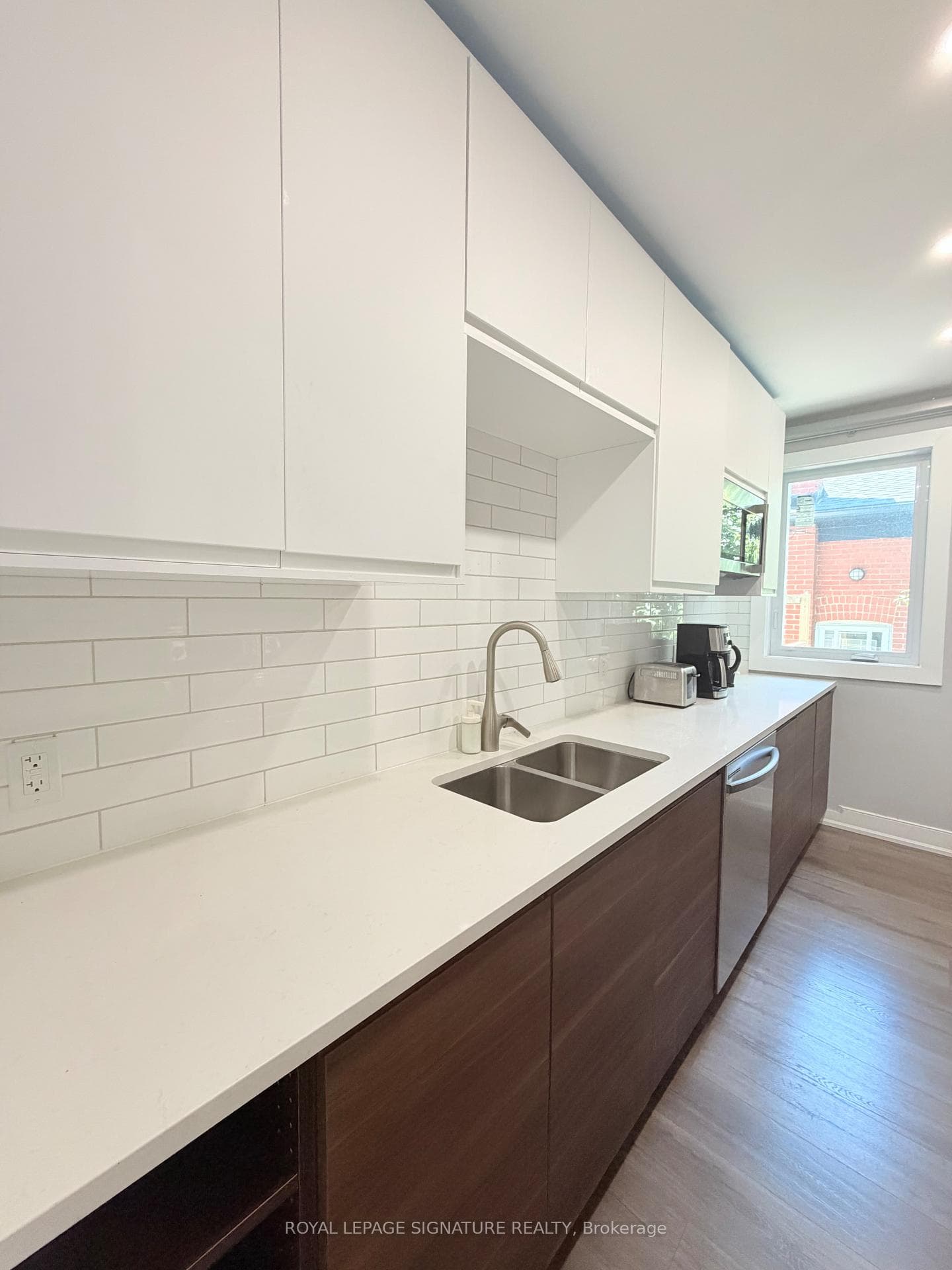 104 Great Oak Drive photo 18