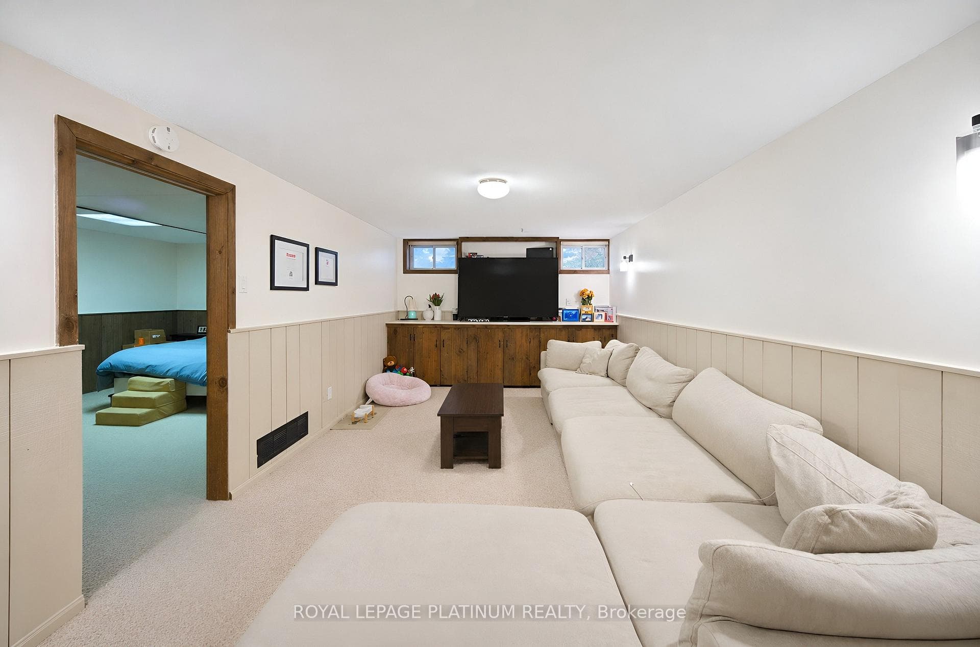 47 PARKVIEW Place photo 38