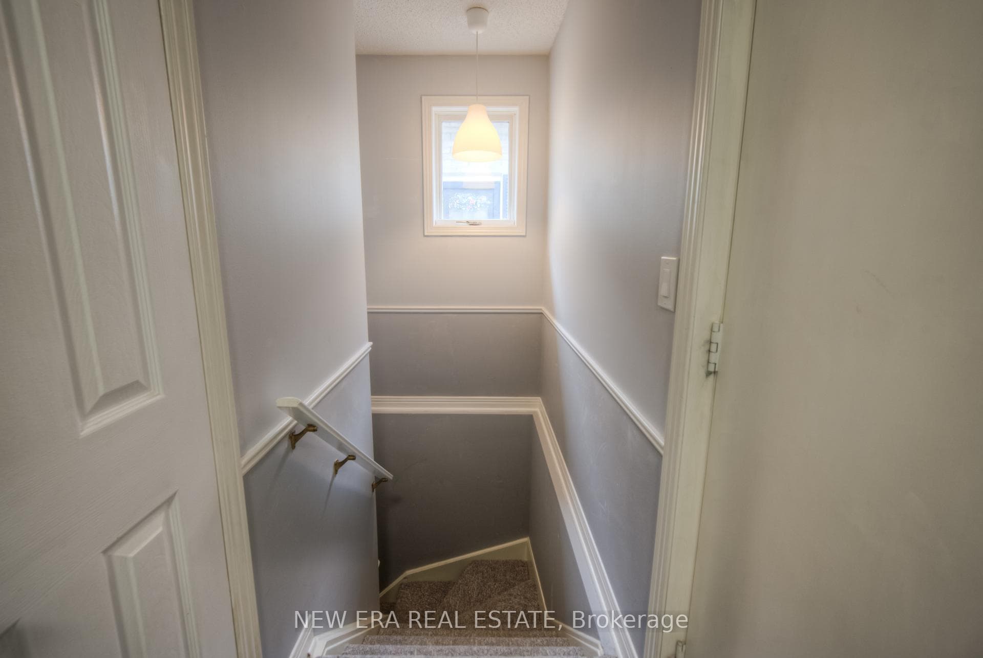 1246 Nathaniel Crescent photo 29