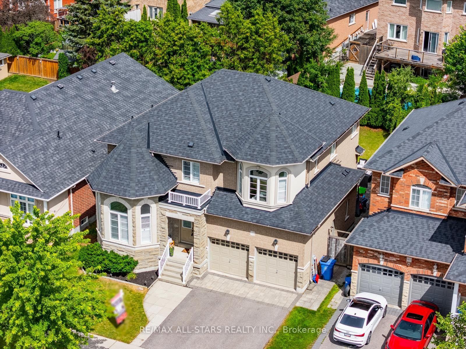 411 Hoover Park Drive photo 4