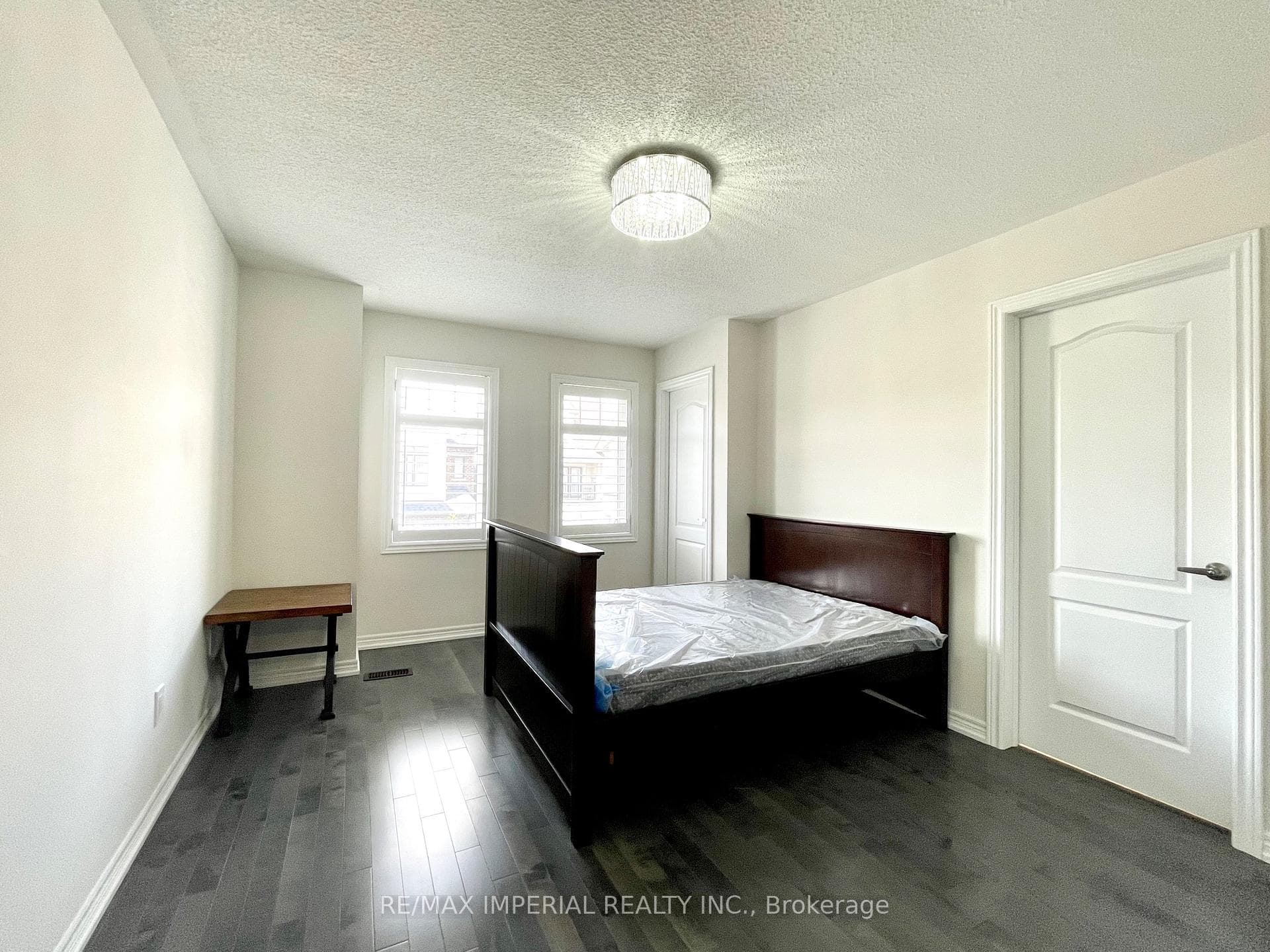 3 Collier Crescent Unit MAIN photo 14