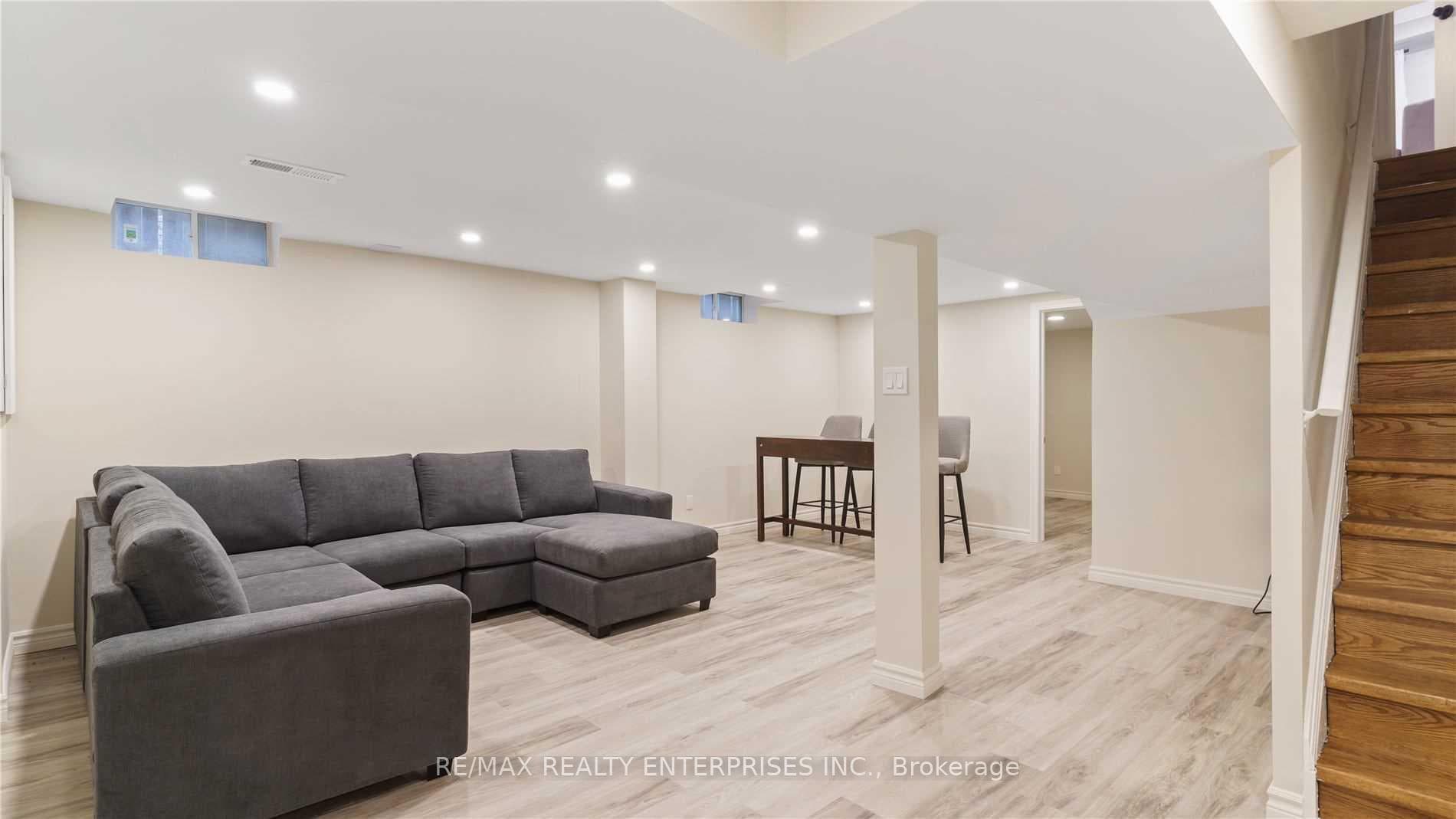 1117 Venus Crescent photo 12