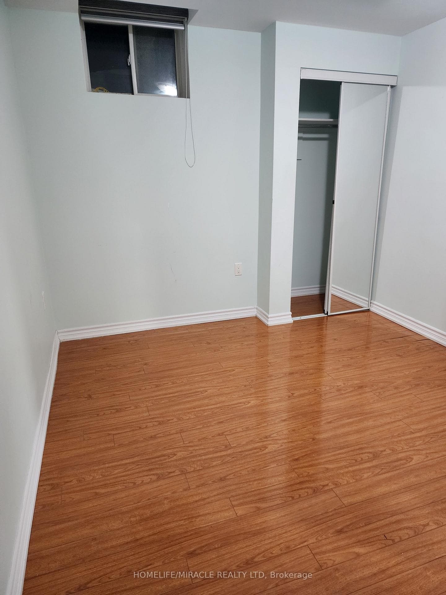 75 Vanderpool Crescent photo 5