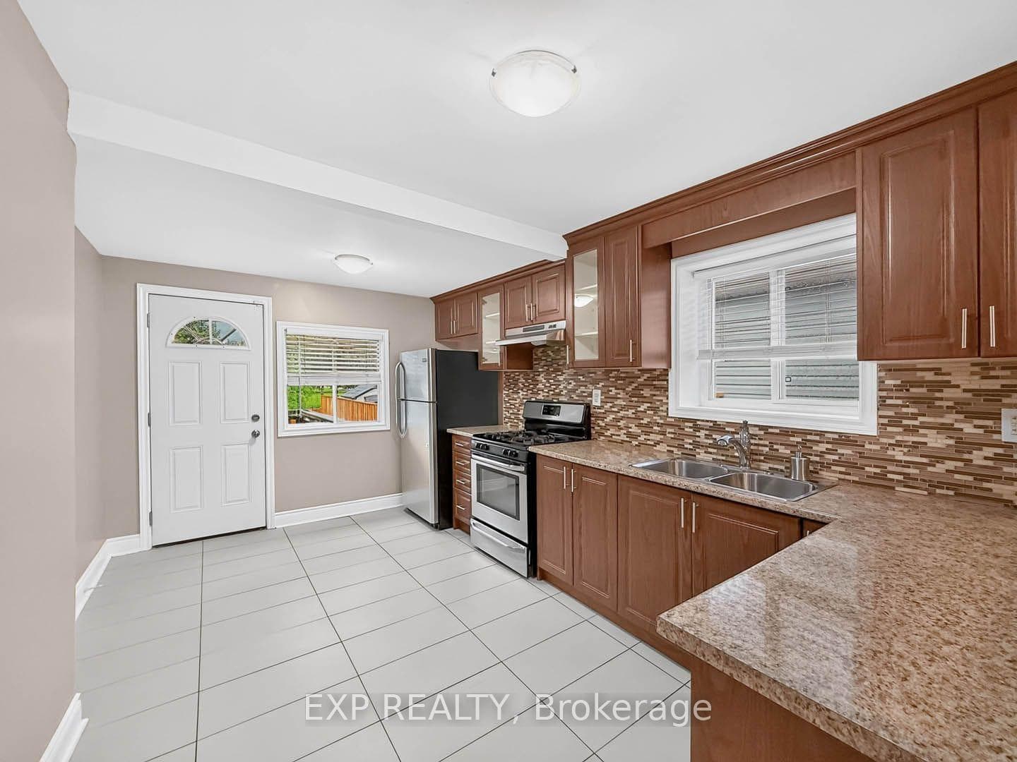 57 Weir Street photo 11