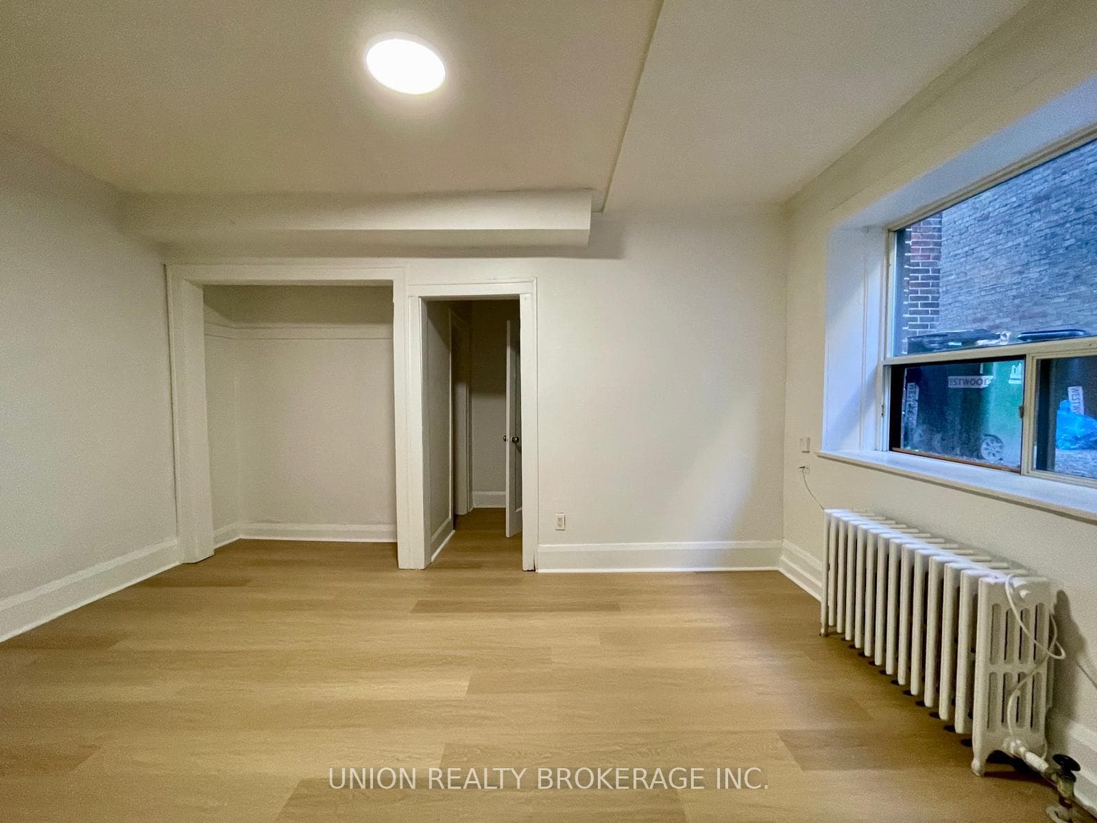 2449 Queen Street Unit 4 photo 3