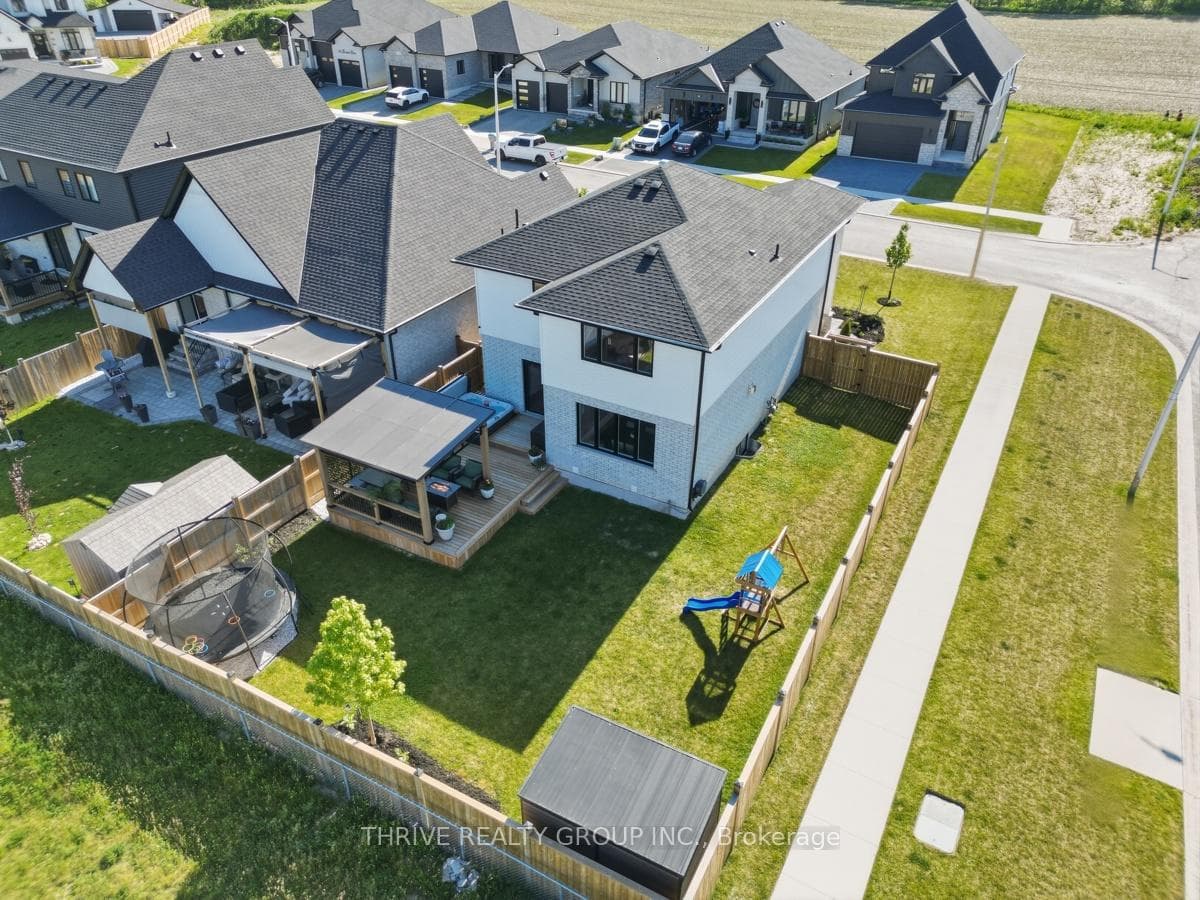 57 Briscoe Crescent photo 46