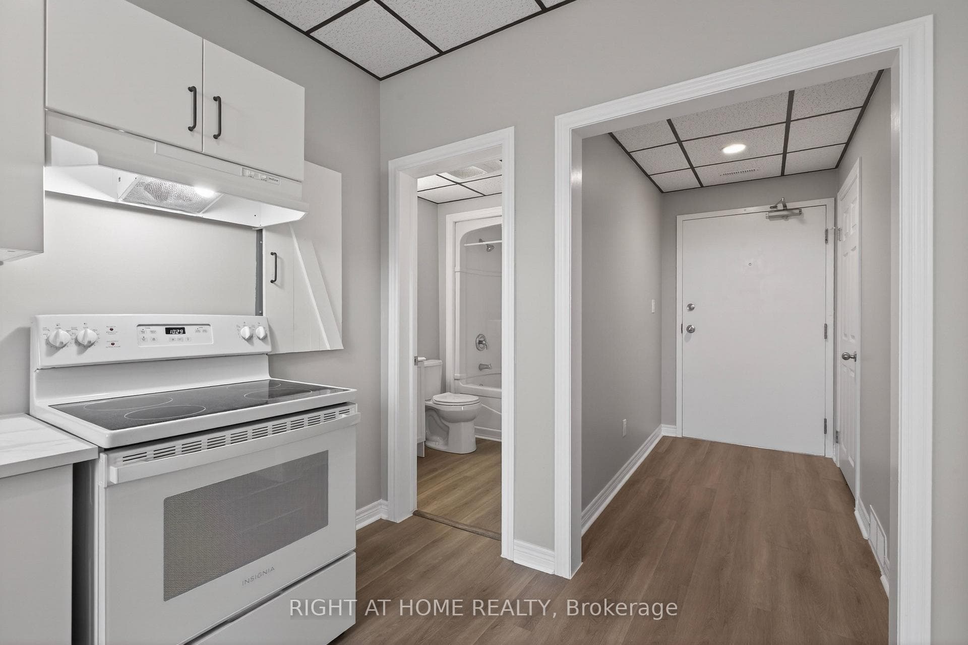 3 St Andrew Street Unit 2 photo 6