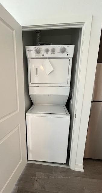 1010 Dundas Street Unit 518 photo 11