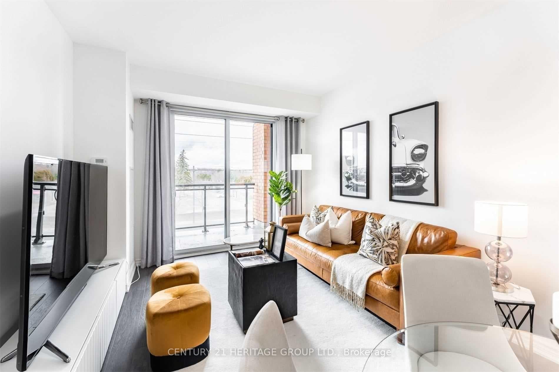 11611 Yonge Street Unit 319 photo 4