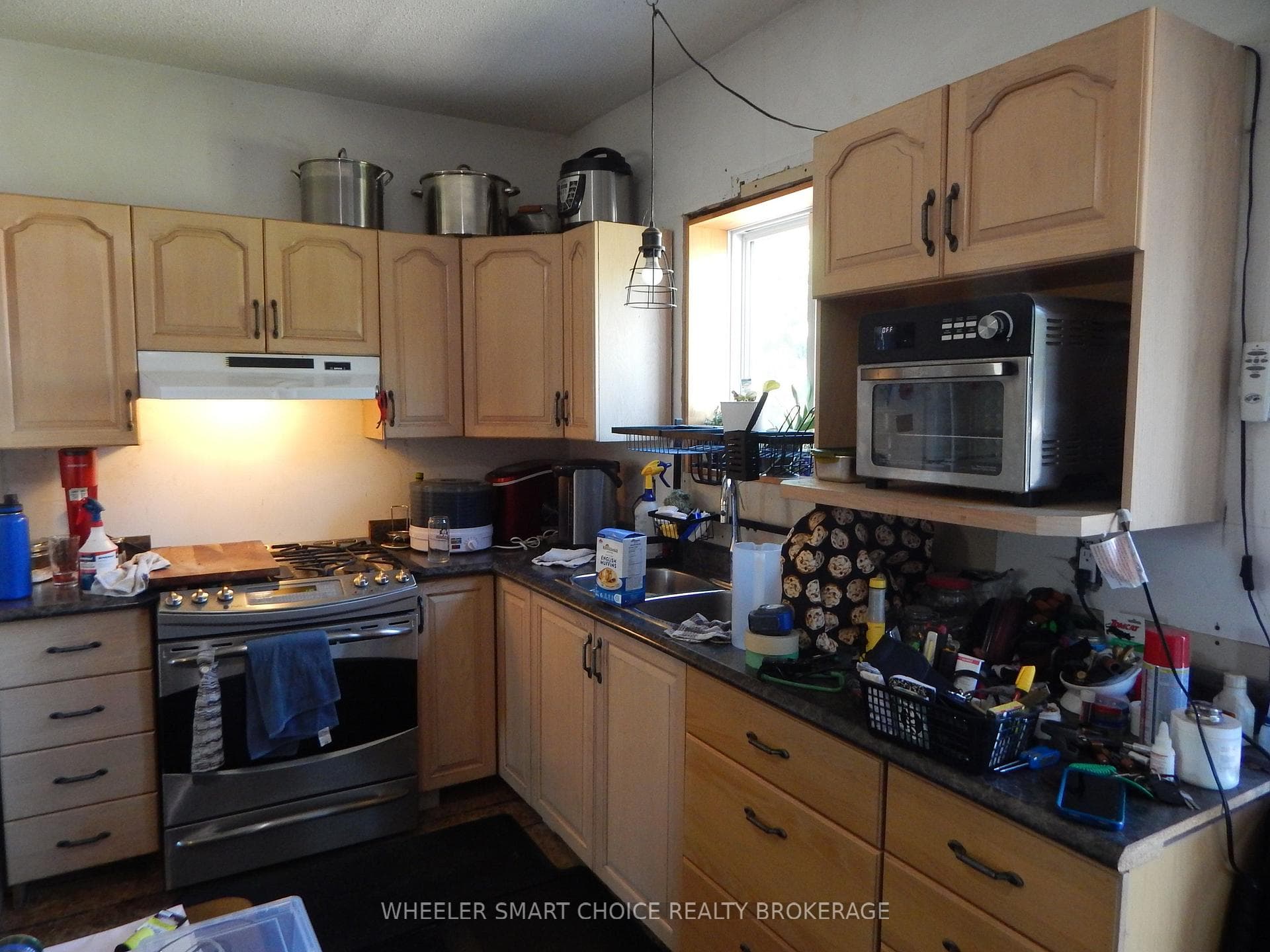 327-329 Brookdale Avenue photo 5