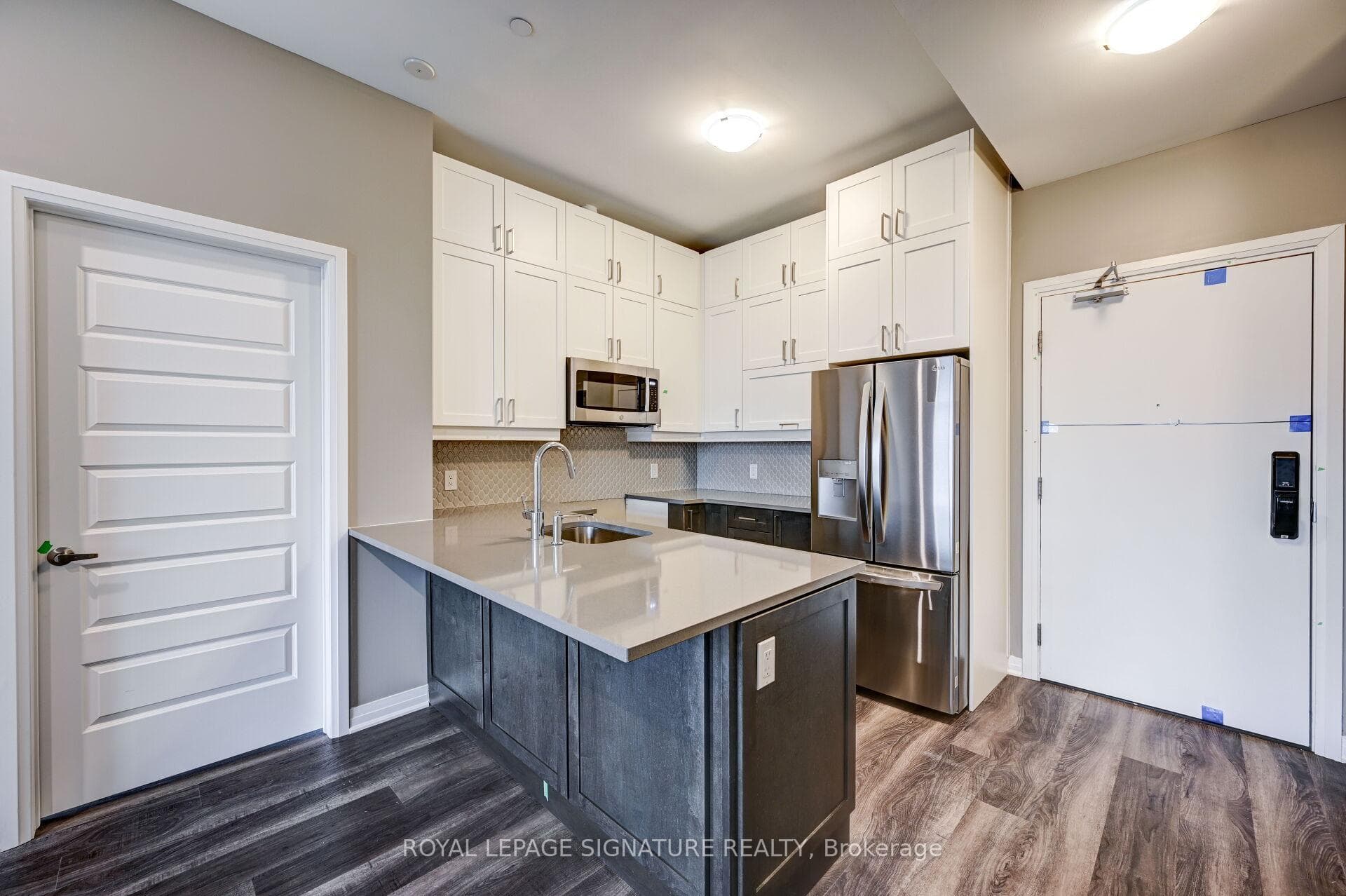 460 Gordon Krantz Avenue Unit 616 photo 13