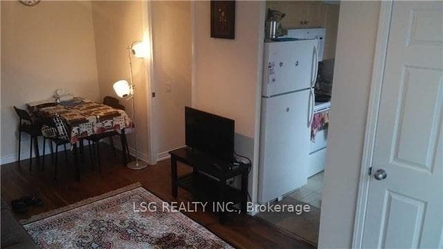 30 Harrison Garden Boulevard Unit 1210 photo 3