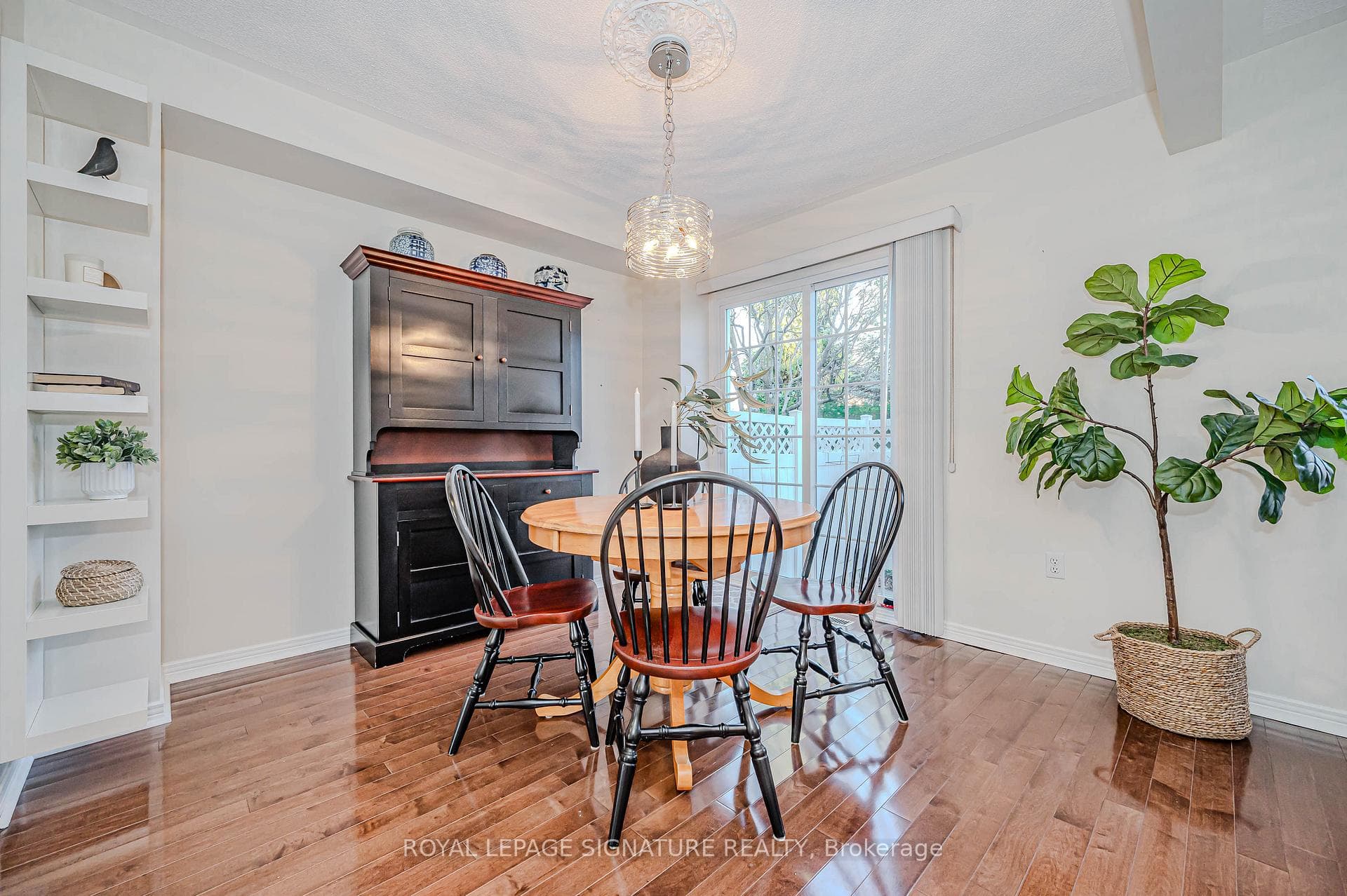 2105 Berwick Drive Unit 7 photo 9