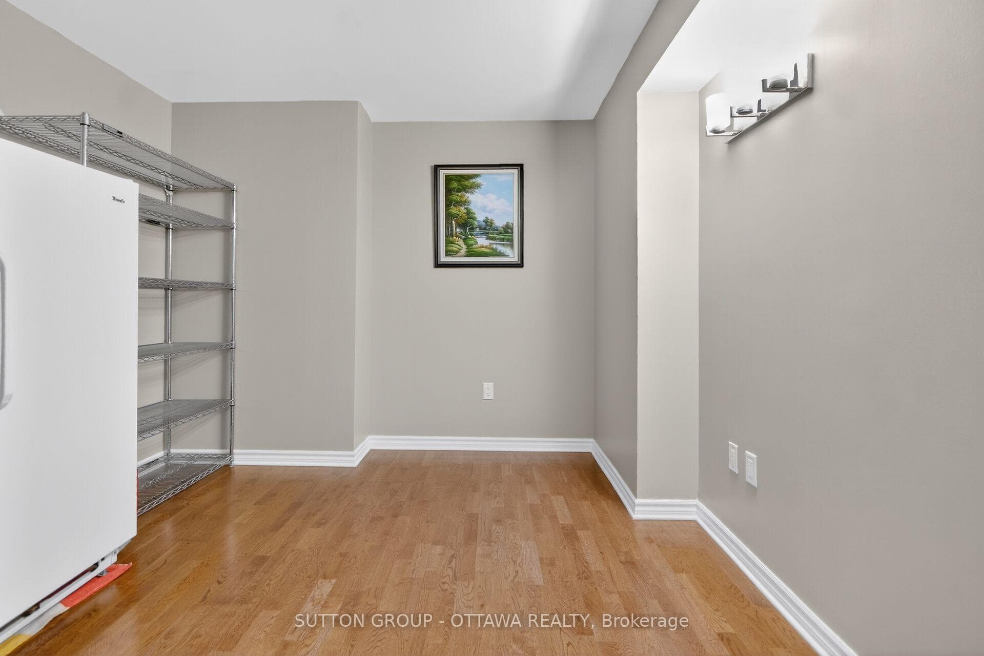 314 Central Park Drive Unit 507 photo 9