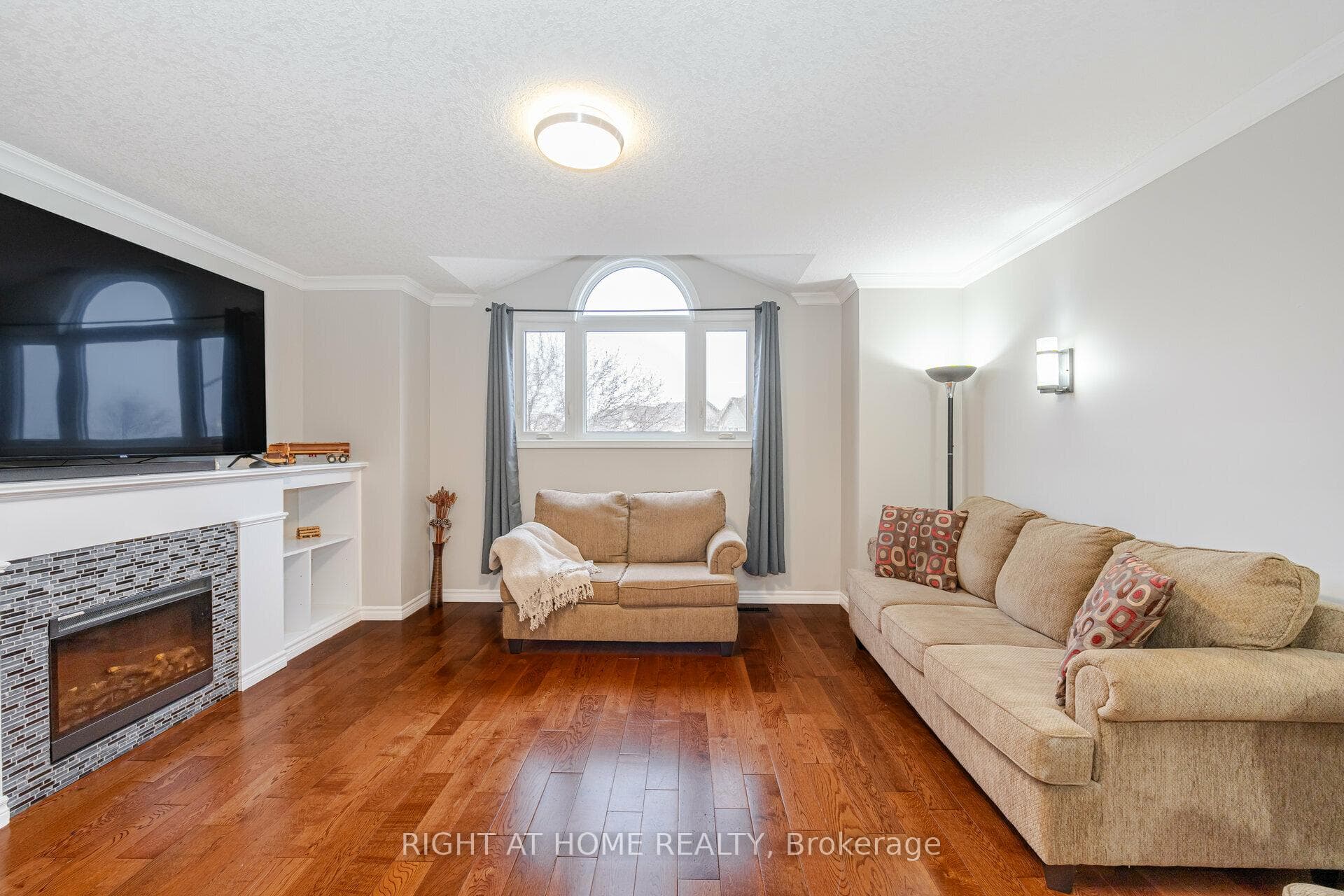 37 Biscayne Crescent photo 18