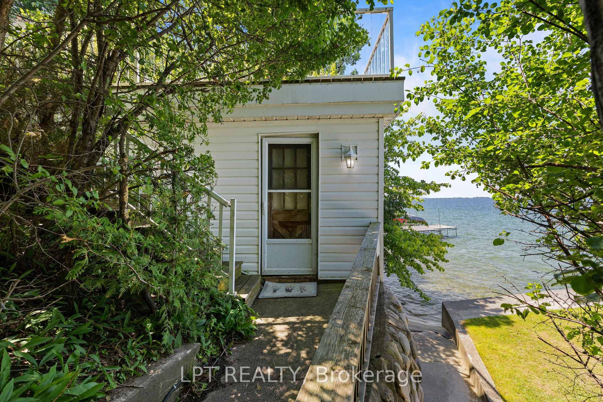 25300 Maple Beach Road photo 39
