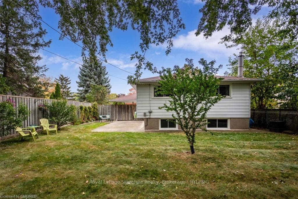 1252 TYRRELL Road photo 32