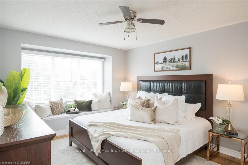 1088 BARCLAY Circle photo 18