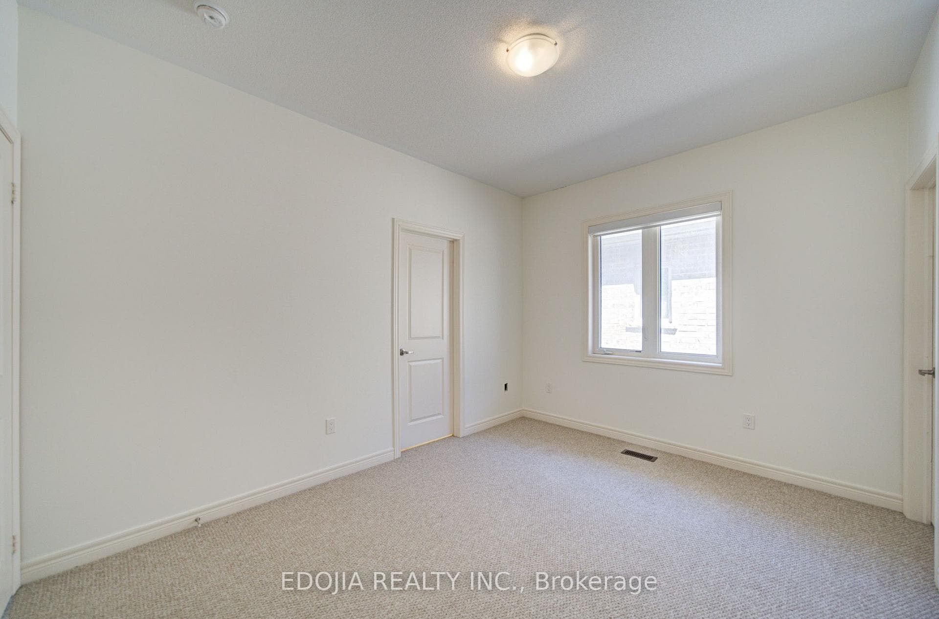 226 Gibson Circle photo 34