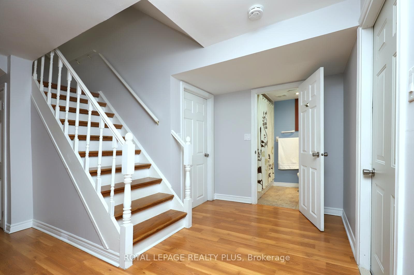 1086 Hedge Drive photo 31