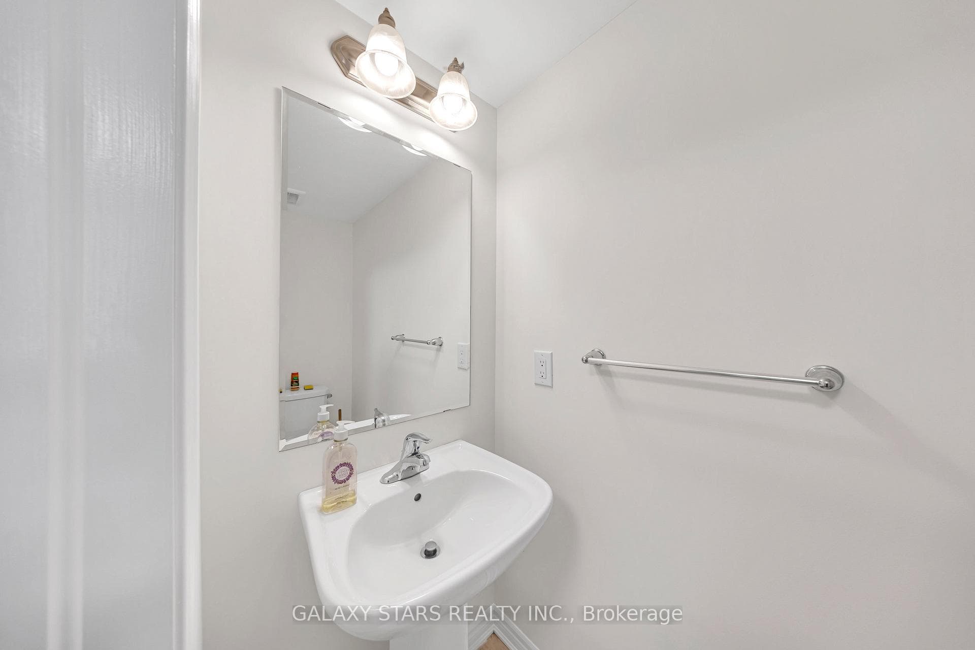 1034 Dragonfly Avenue photo 15