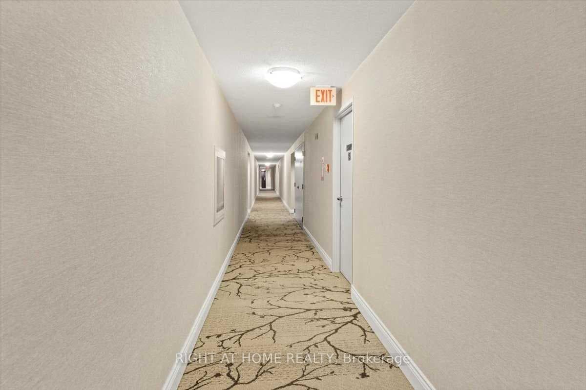 4725 Sheppard Avenue Unit 1514 photo 3