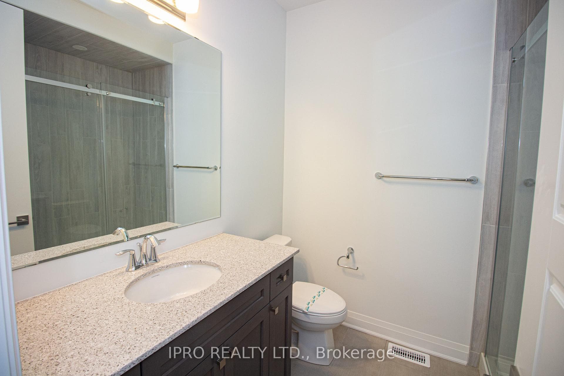 3021 Bramall Garden N/A photo 21