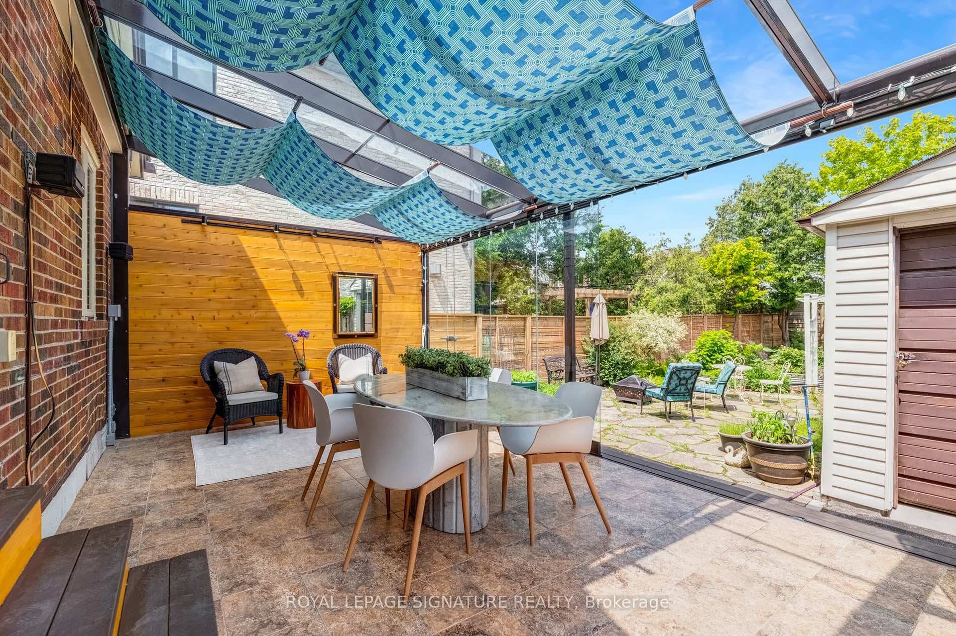 142 Divadale Drive photo 10