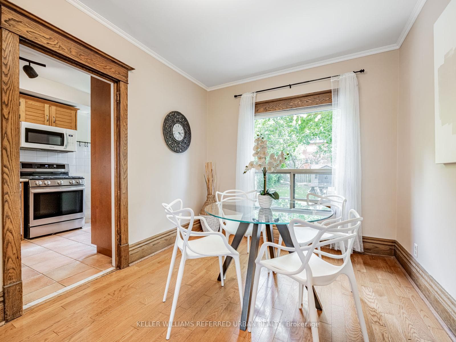 155 Pinewood Avenue photo 14