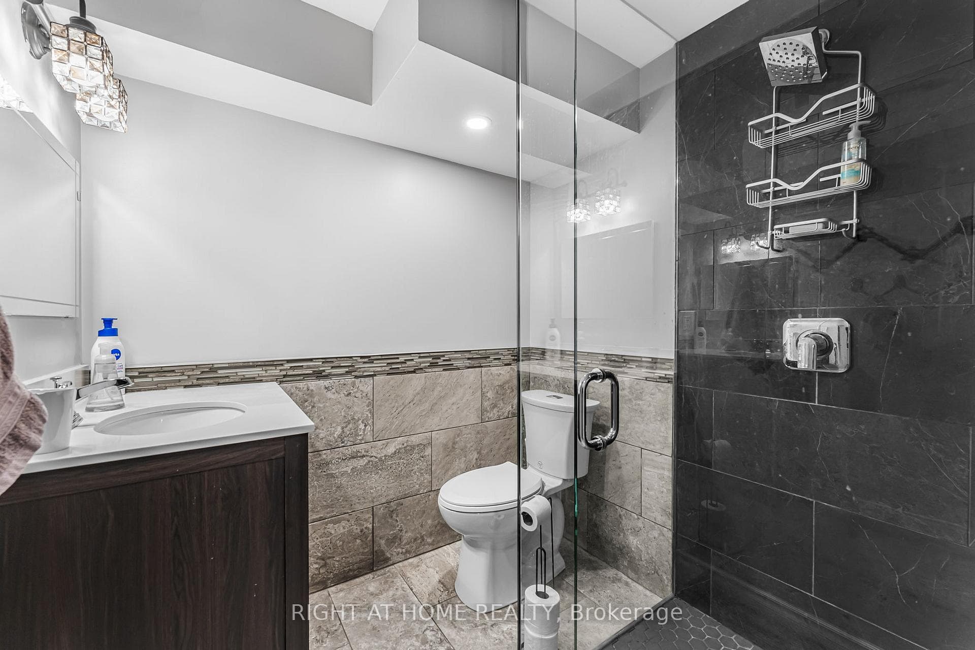 80 Loretta Drive photo 37