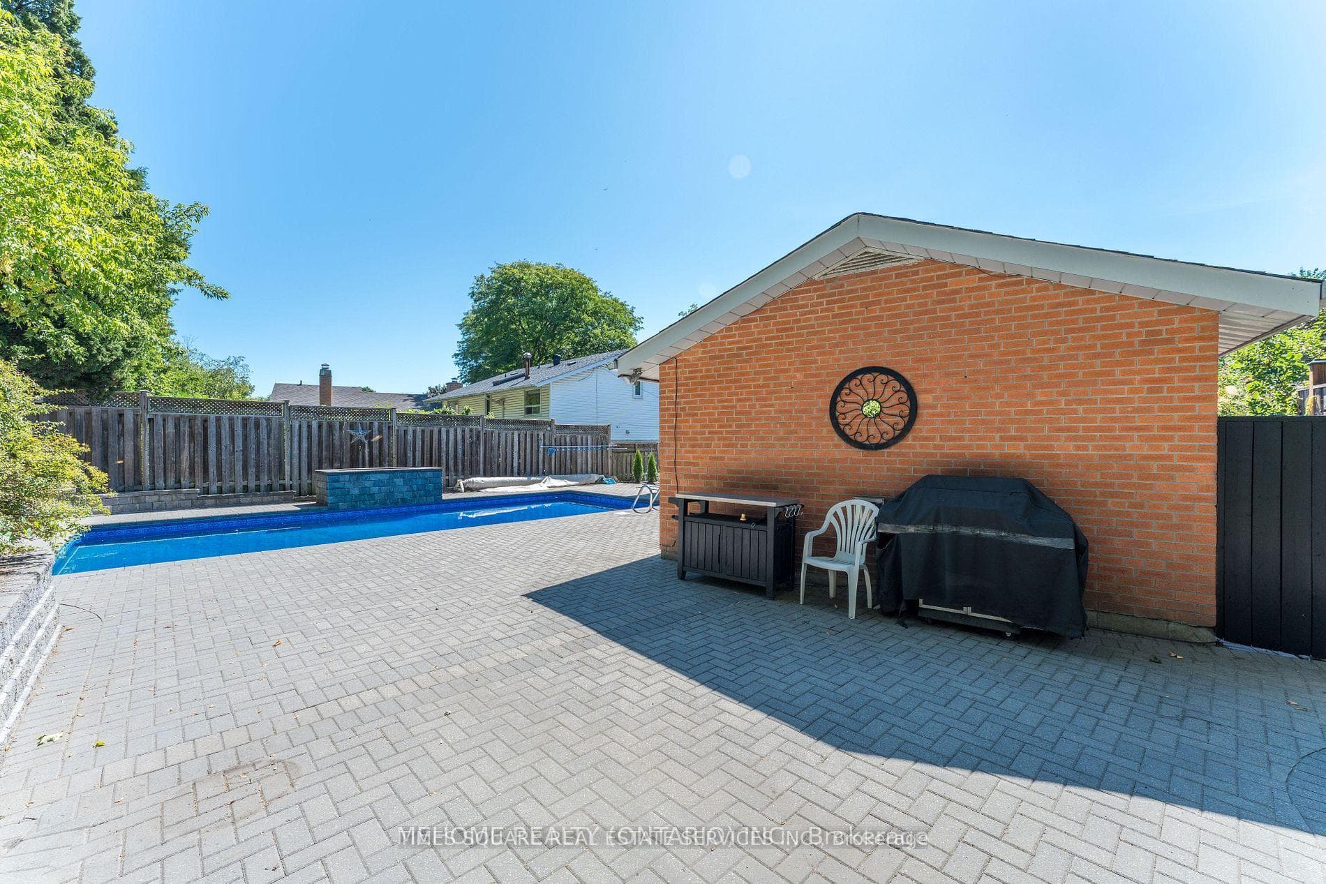 16 Abbottswood Road photo 15