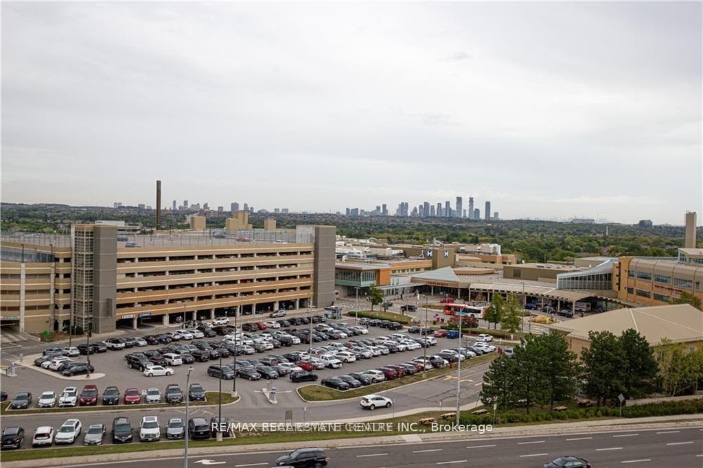 2520 Eglinton Avenue Unit 403 photo 39
