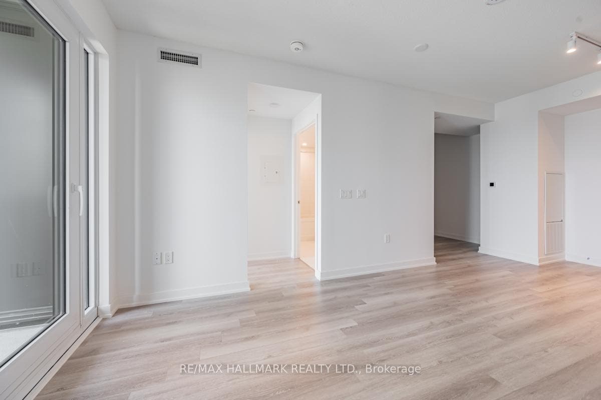 238 Simcoe Street Unit 2610 photo 11
