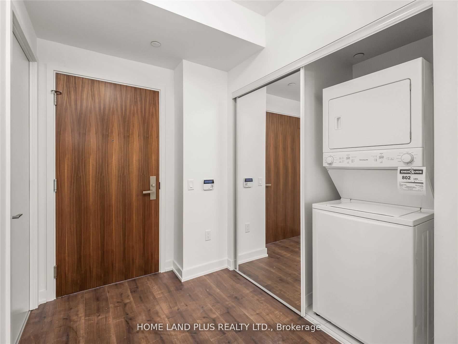 15 Queens Quay Unit 421 photo 20