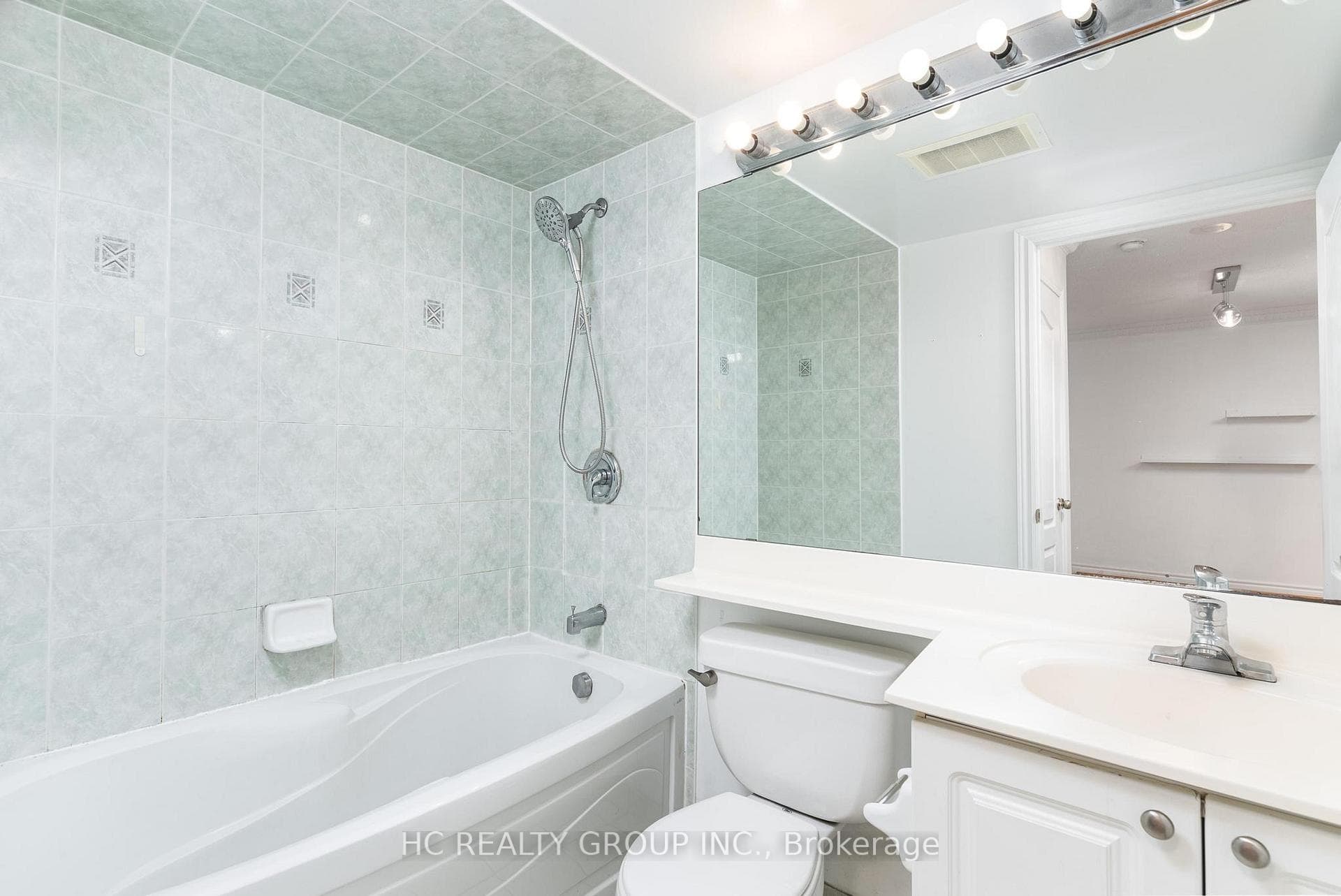 18 Sommerset Way Unit 1008 photo 11