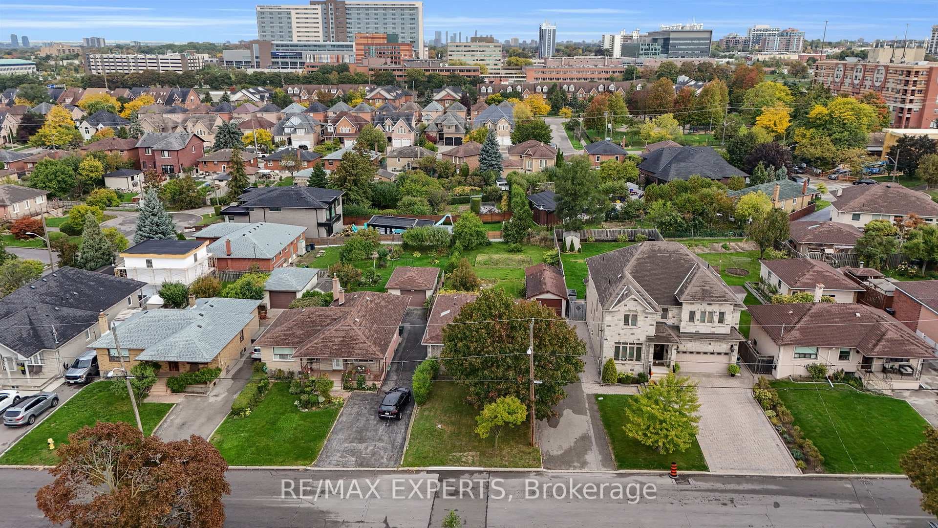 26 Grovedale Avenue photo 44