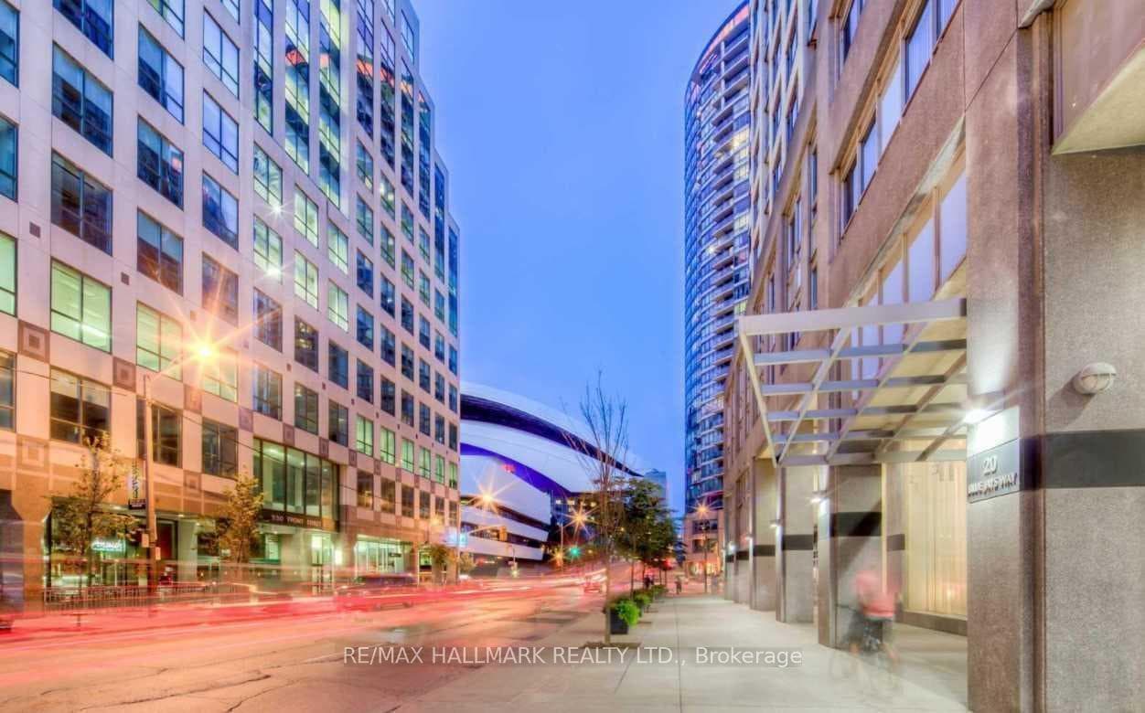 20 Blue Jays Way Unit 307 photo 28