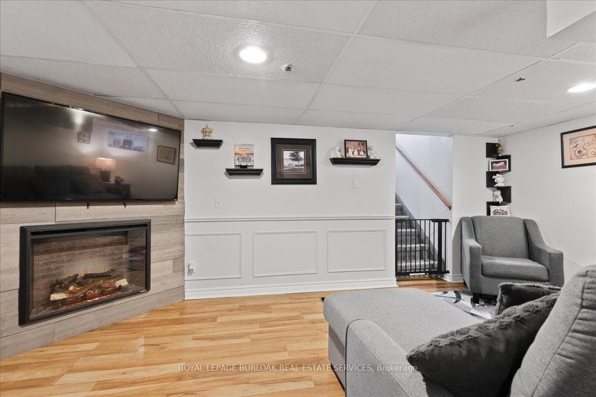 103 Norfolk Avenue photo 26
