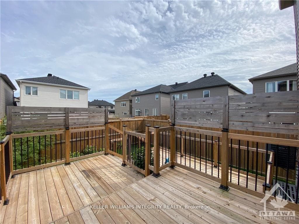 101 WESTOVER Crescent photo 22