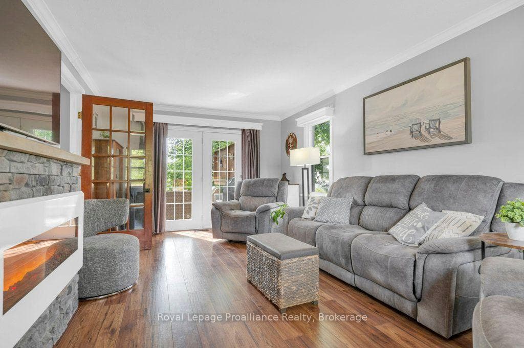 425 Rosebush Road photo 15