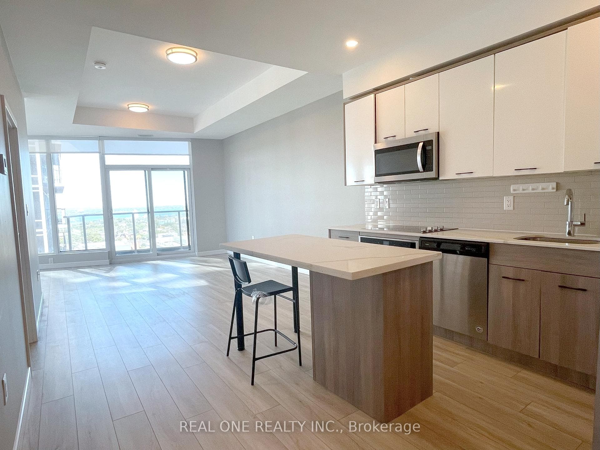20 George Street Unit 2102 photo 5
