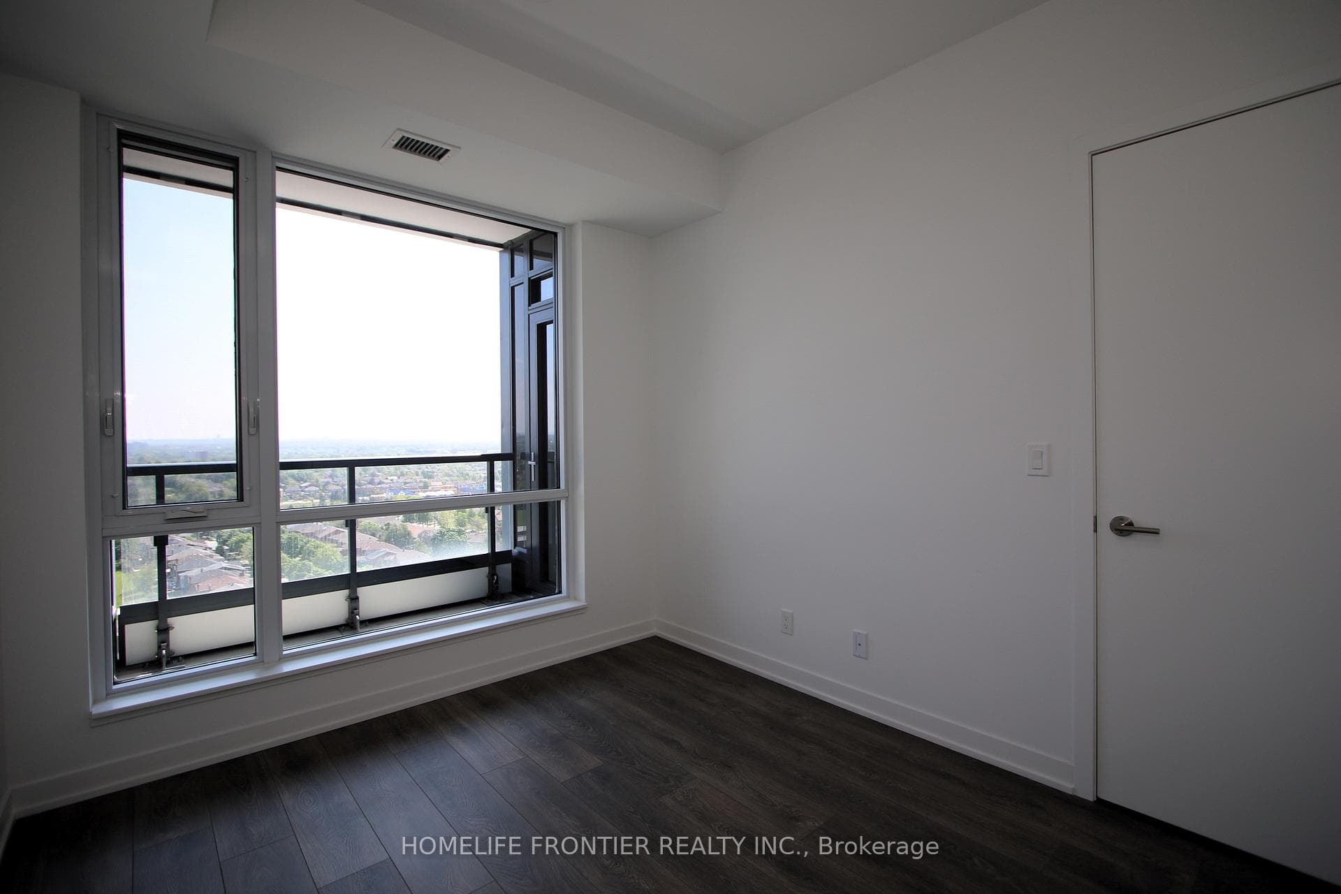 7950 Bathurst Street Unit 1806 photo 5