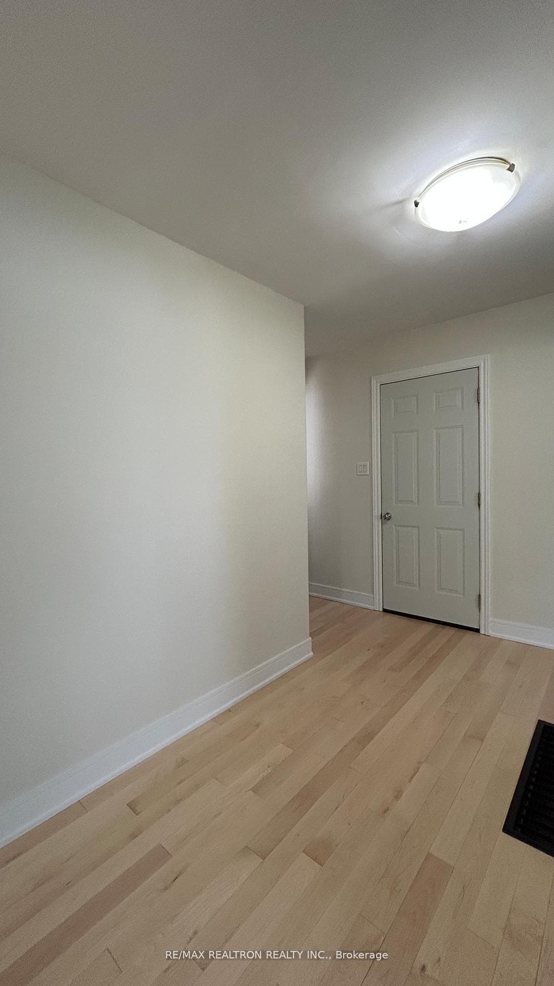 62 Hillcrest Drive photo 14