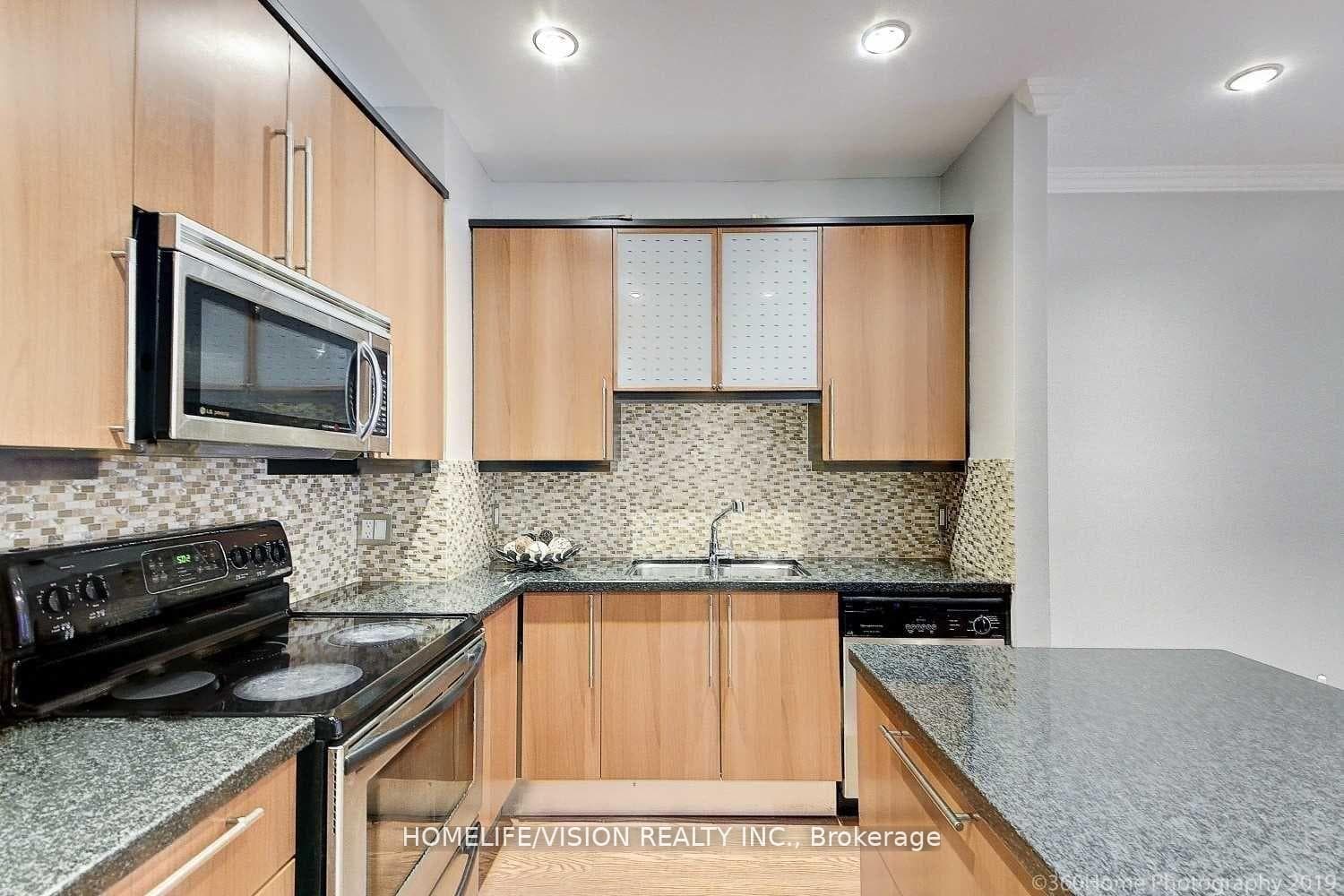 37 Avondale Avenue Unit 506 photo 16