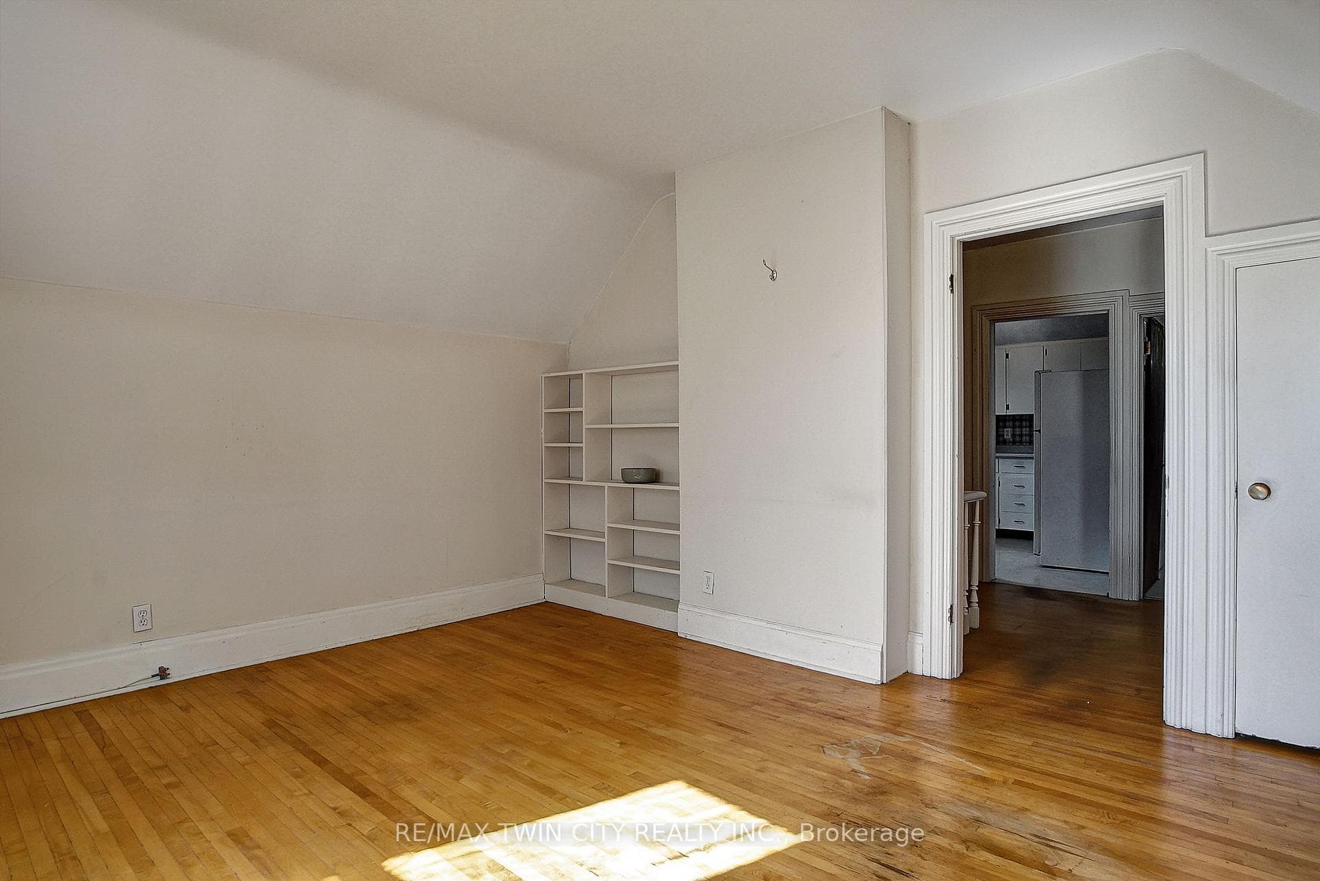 86 St Andrews Street photo 24