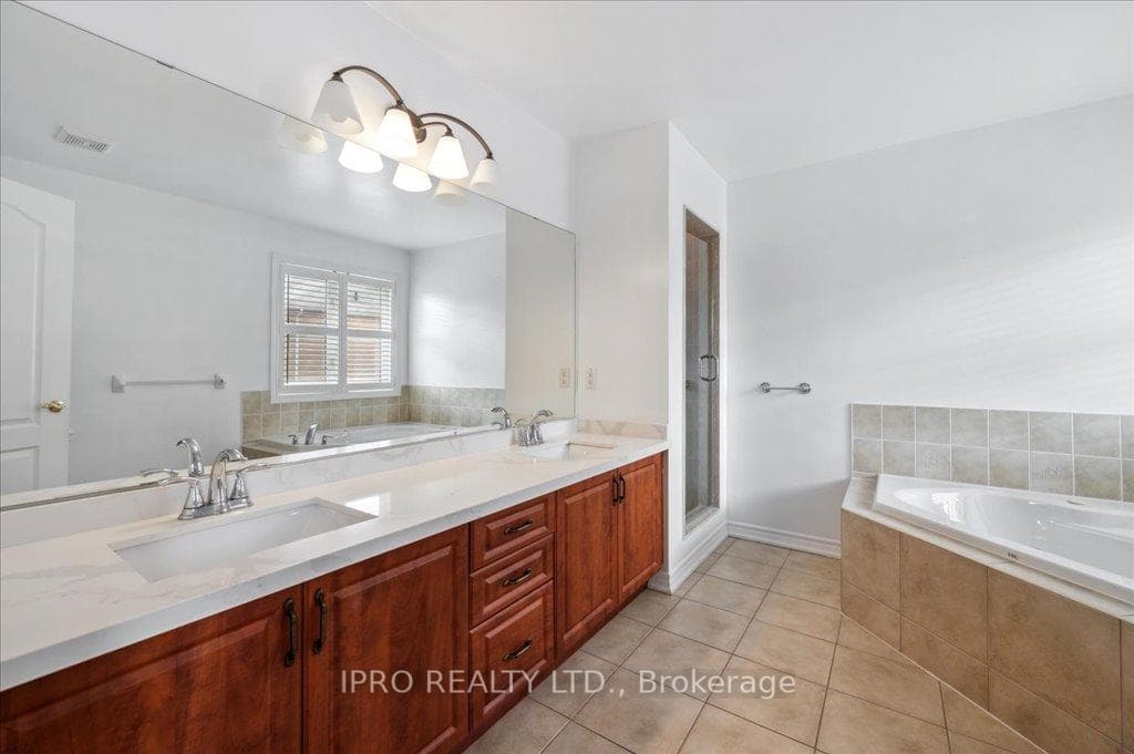 1309 Kestell Boulevard photo 27